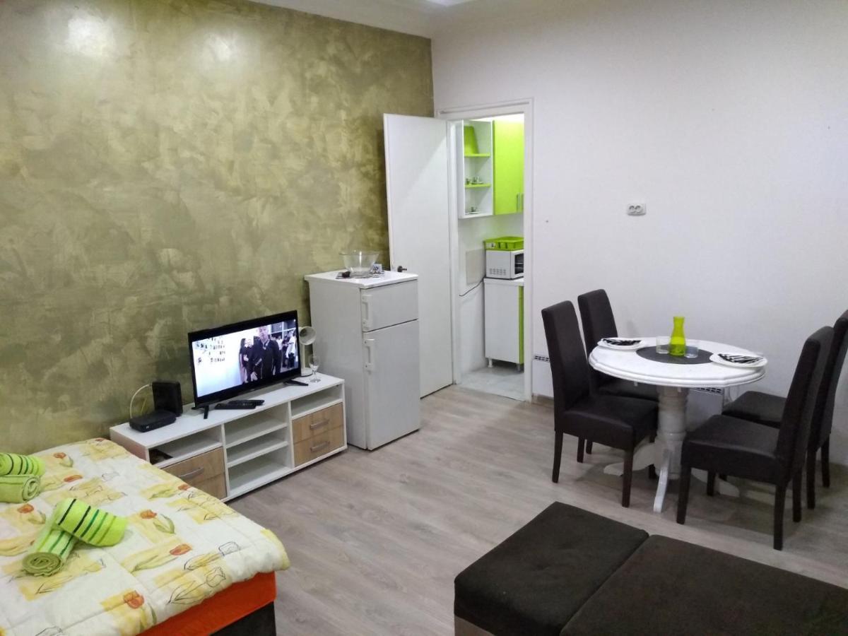 Lucky Apartment Beograd Bagian luar foto